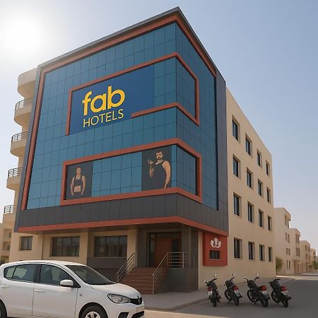 Fabhotel The Golf Inn Noida Exteriér fotografie