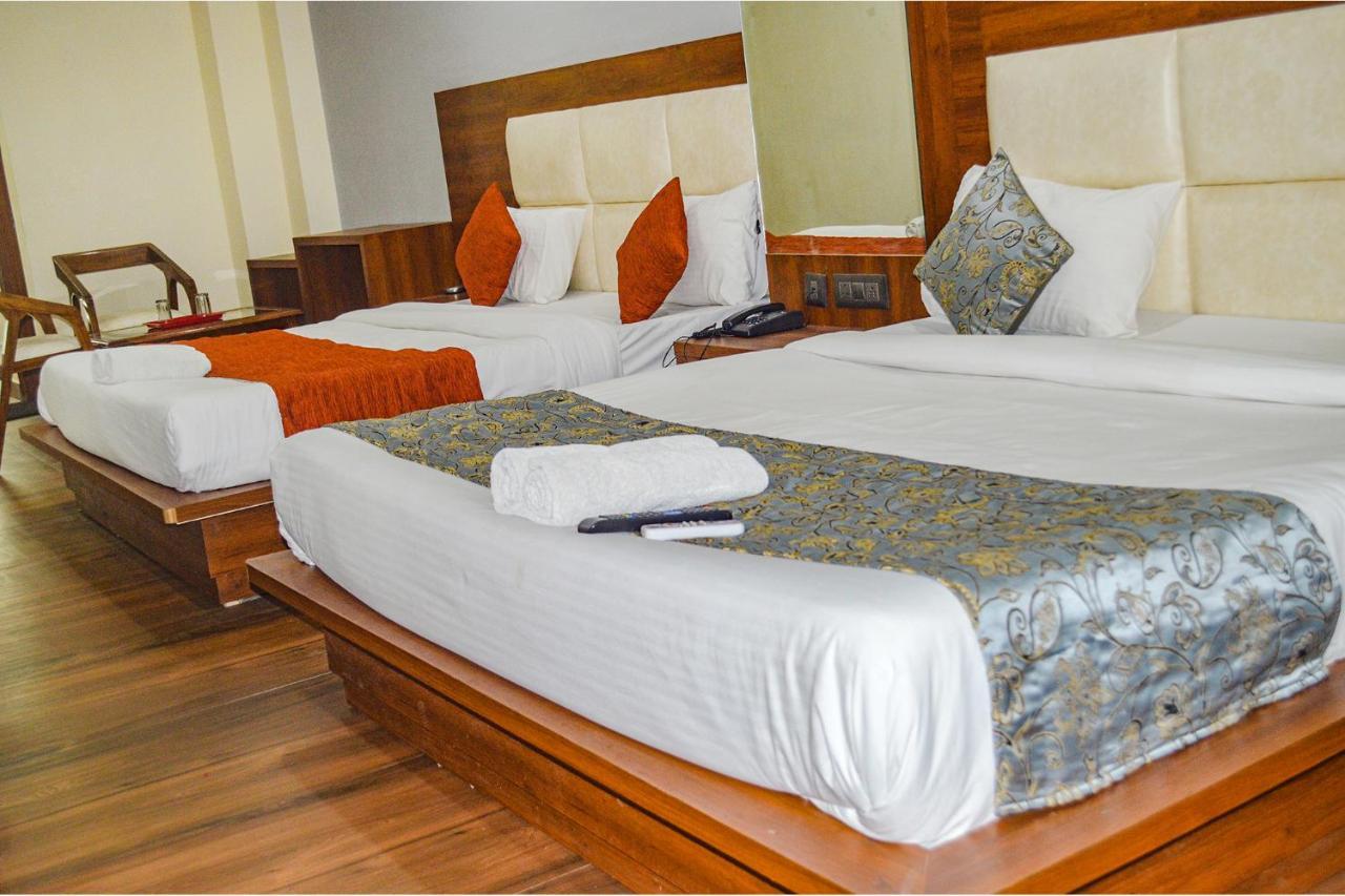 Fabhotel The Golf Inn Noida Exteriér fotografie